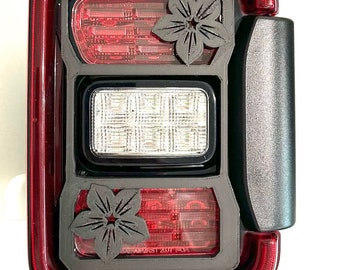 Flor de hibisco 3D negra para cubiertas de luces traseras LED de Jeep Gladiator (2020-2026) - Plumeria Love Hawaii