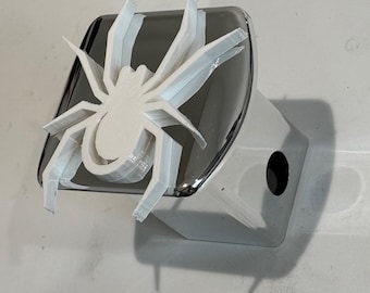 Wdowa Pająk w 3D Chrome z białą 2-calową osłoną zaczepu przyczepy - Crawler Spiders Creepy Tarantula