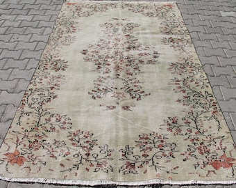 Floral Vintage Turkish Rug, 4.8 x 7.7 ft, Handwoven Wool