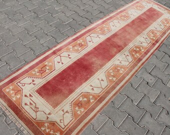 Tappeto da corridoio vintage Oushak in lana: 2,6 x 9,0 piedi, tappeto da corridoio anatolico beige pastello