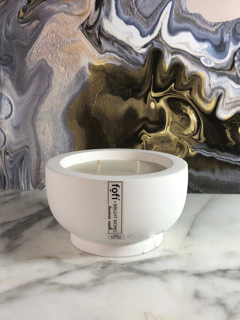 Candle CHAI LATTE Luxury Scented Home Fragrance, Natural Beeswax Double Wick, White Cement Decor, Unique Handmade Gift image 1