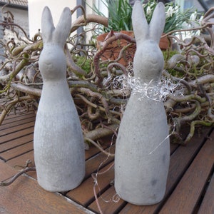 Betonhase, Hase aus Beton, Osterdeko, Mitbringsel, Geschenk Bild 2