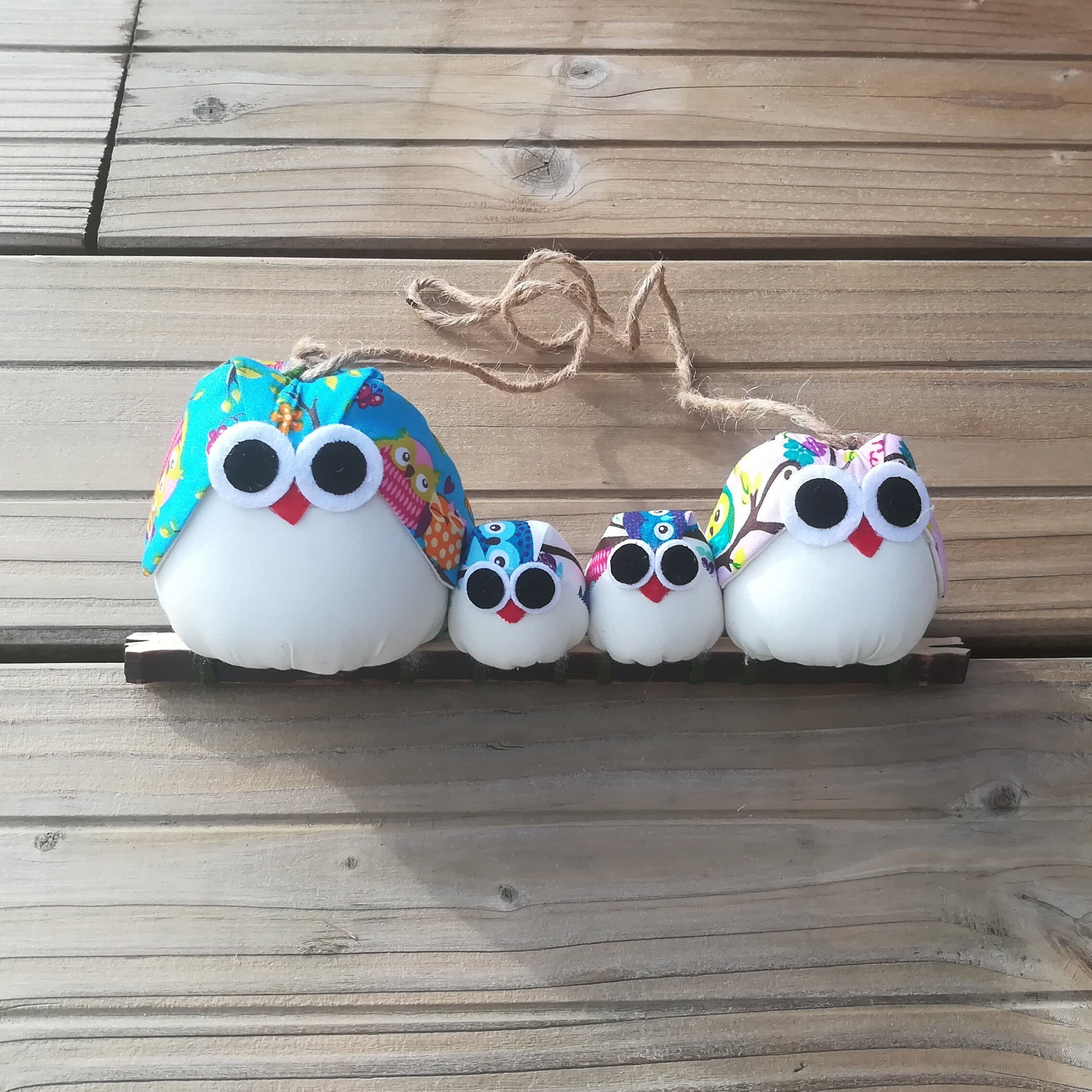 Chouette Famille 4 Personnes Papa Enfants Maman Hibou Personnalisé Prénom sur Branche Bois Cadeau Un