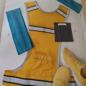 Uncut Kwik sew R10821 armband, headband, belt and running vest