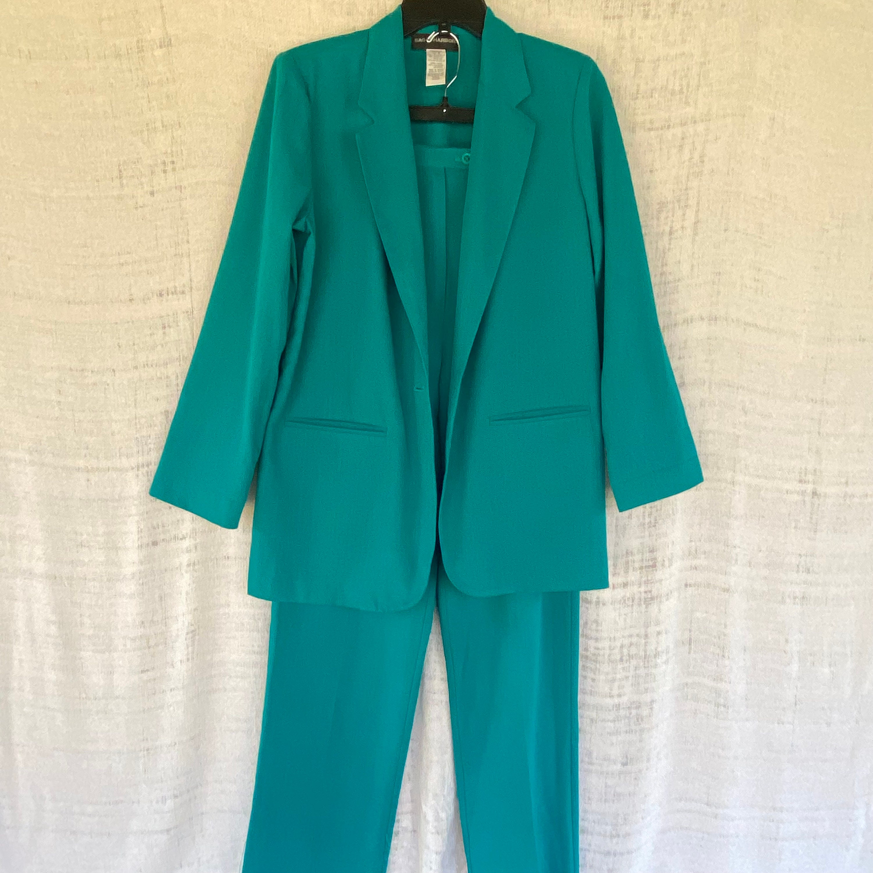 Sag Harbor No Button Pant Suits for Women