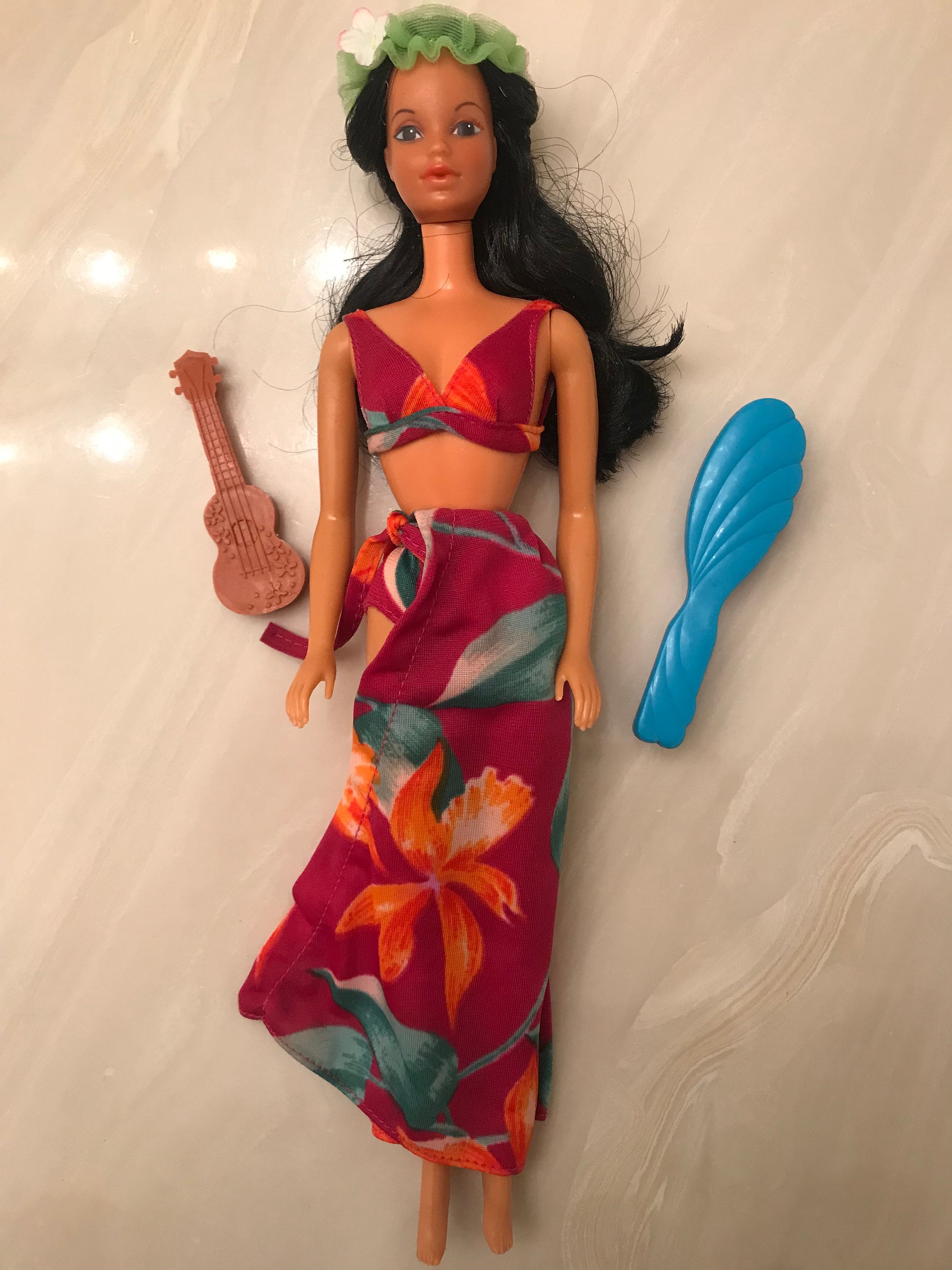 Barbie™ hair brush - Collabs - ACCESSORIES - Woman 