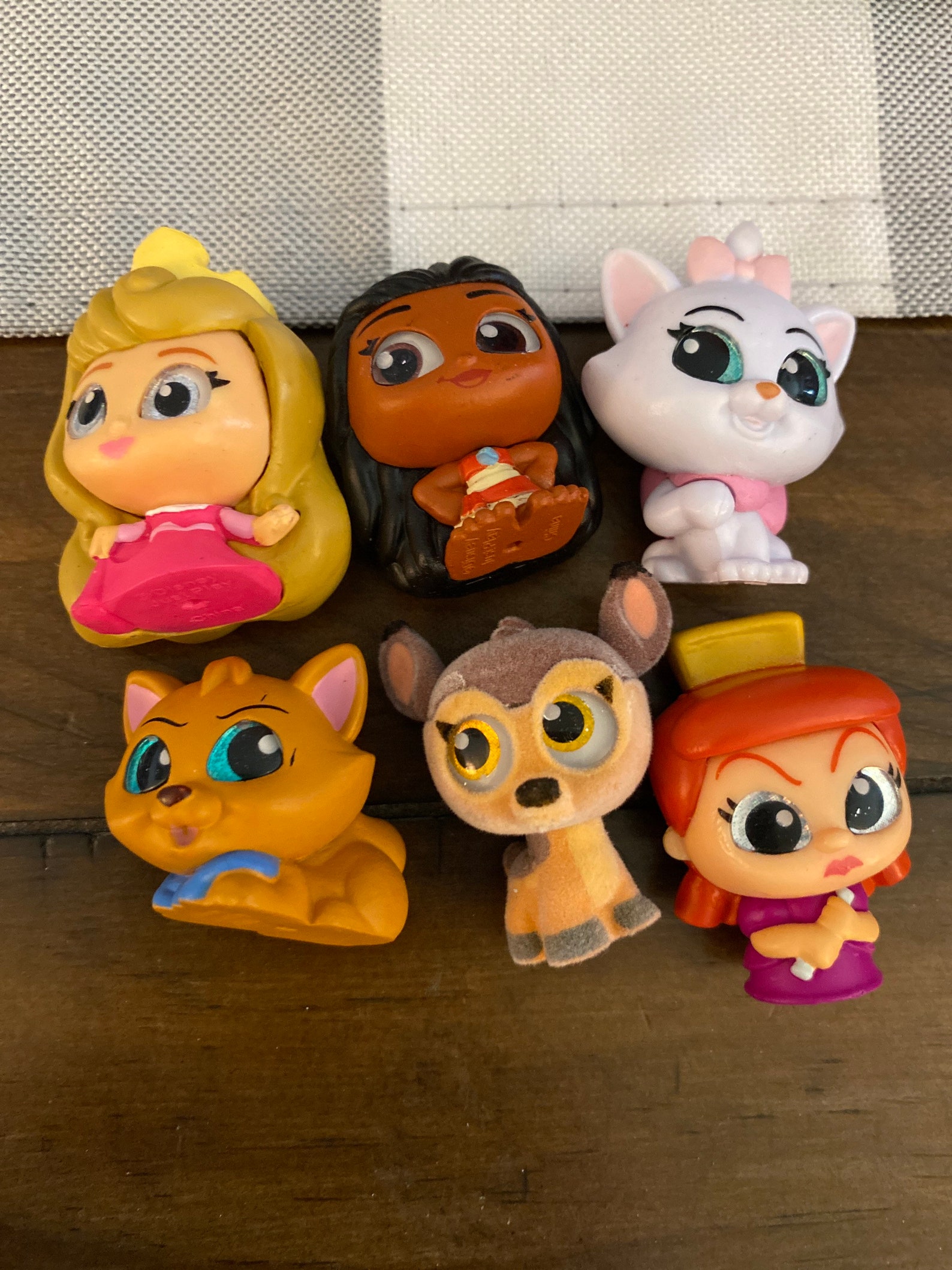 Series 4 Disney Doorables List 78 - 36b2i19