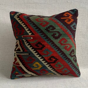 Turkish Kilim Pillow, Vintage Kilim Pillow, Home Decor,Sofa Throw Pillow, Livingroom Decor, Boho Pillow, Cushion Cover, Couch Pillow P690