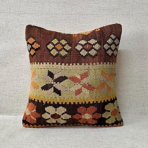 Pillow,Vintage Kilim Pillow cover,Home Decor,Turkish Pillow,Rug Pillow,Decorative Throw Pillow,Carpet Pillow Kilim Cushion Cover,Pillow P320