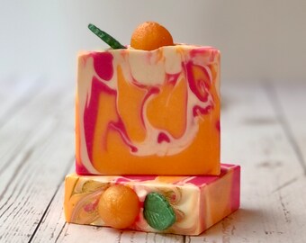 “Pink Grapefruit” soap, artisanal soap, body soap, enriched with coconut milk and silk ***TAXES INCLUDED***