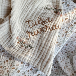 9-Layer Muslin Quilt with hand embroidery - baby blanket , crib quilt, toddler, embroidered name