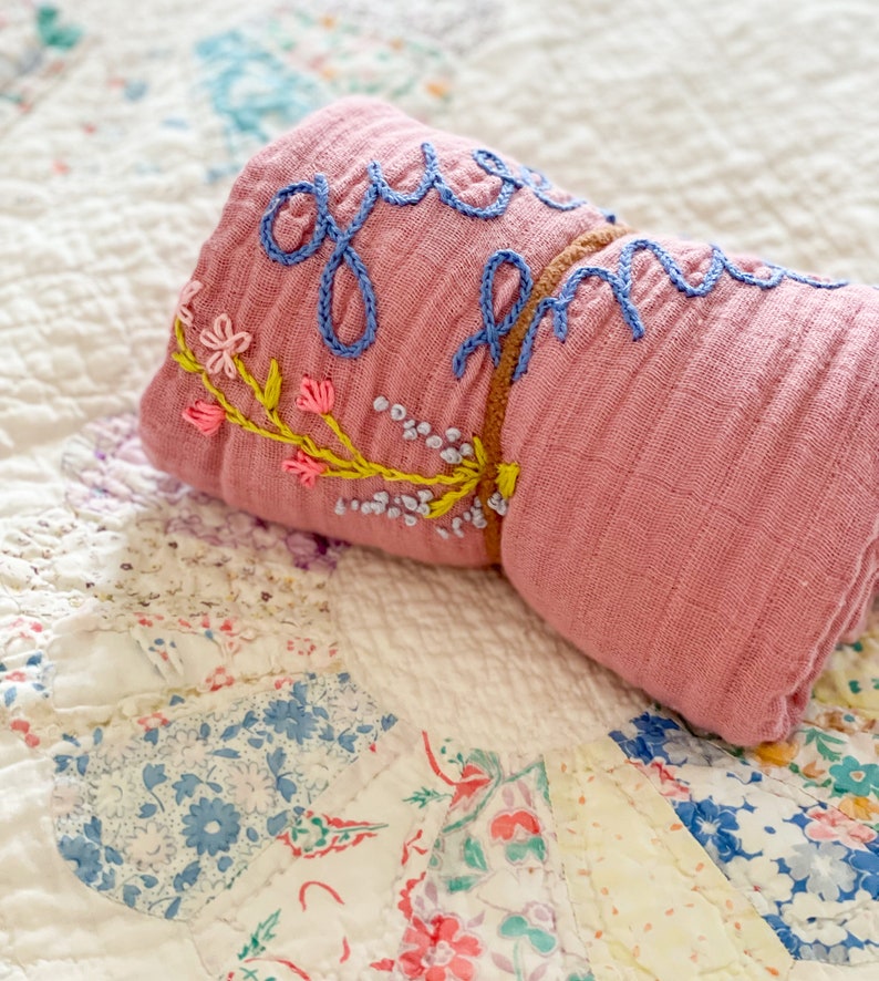 Personalized Hand Embroidered Baby Swaddle Blanket with Name and Floral Spray Cotton Muslin As "Gwen Emilia"