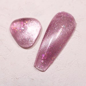Persian Rose Pink Cat Eye Effect UV/LED Gel Nail Polish 8ml | From "Silky Pajamas Set #03"