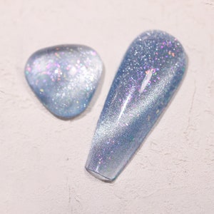 Baby Blue Cat Eye Effect UV/LED Gel Nail Polish 8ml | Iridescent Glitter Frosty Blue Nails | Magnetic Stick Required | Silky Pajamas Set #04