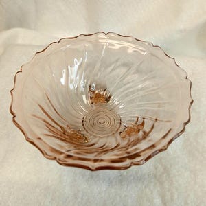 Pink Depression Glass 3 Footed Swirl Candy dish trinket tray