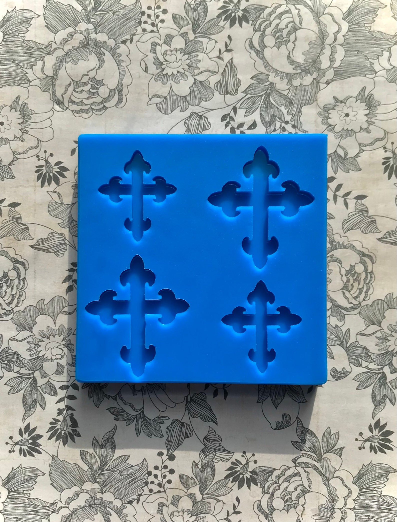 Cross Silicone Molds for Resin & Clay / Depth 3mm Etsy