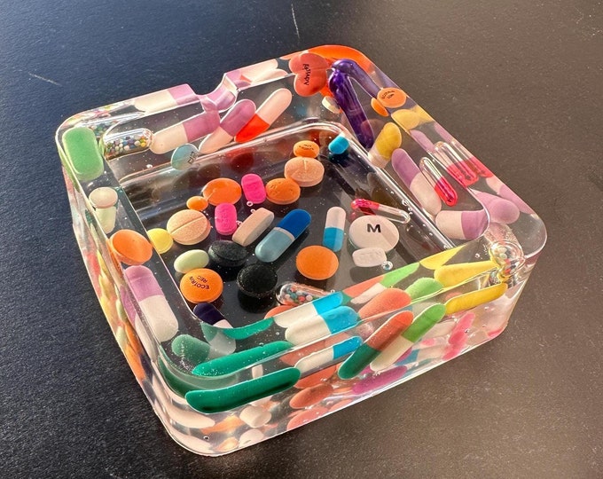 Square Clear Chill Pill Ashtray Without Sprinkles