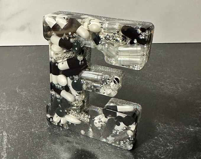 Cruella (Black/White/Silver) 4" Standing Chill Pill Desk Letters (Single)