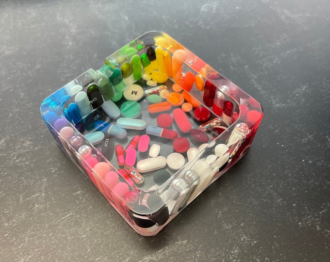 Clear Upright Rainbow Chill Pill Ashtray - Square