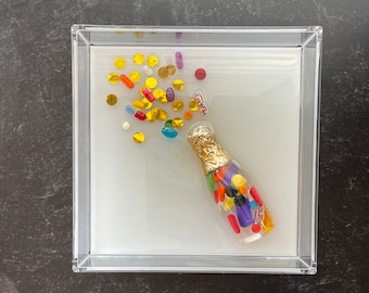 7.5"x7.5" Chill Pill Resin Art - Champagne Poppin'