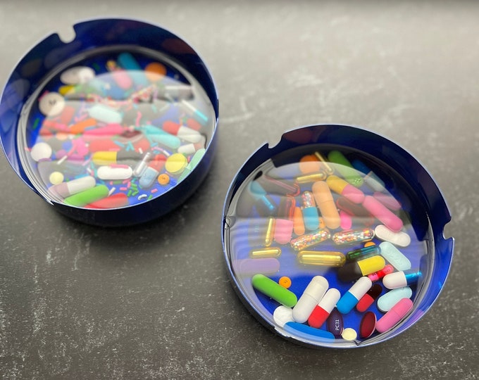 Round Metal Chill Pill Ashtray