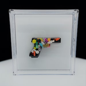 NEW 7.5"x7.5" Chill Pill Resin Art - Side Piece