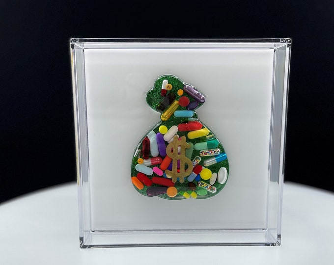 7.5"x7.5" Chill Pill Resin Art - Money Bag