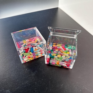 Auffangbehälter mit Klappdeckel (klein oder groß)