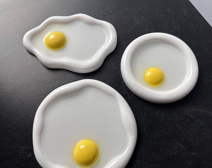 Egg-y Trinket Tray (Single)