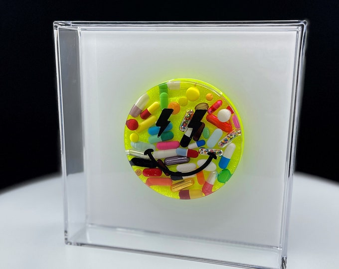 7.5"x7.5" Chill Pill Resin Art - Happy