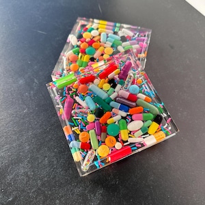 Clear Chill Pill Square Trinket Tray With Sprinkles (Single)