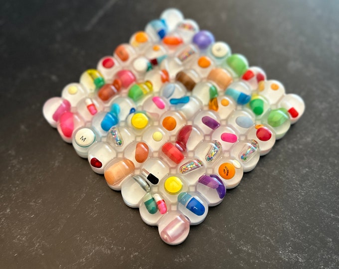 5" Square Bubble Chill Pill Resin Tray