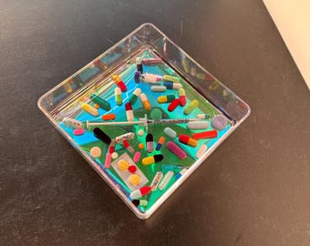 Deluxe Iridescent Chill Pill 6" Square Tray (Single)