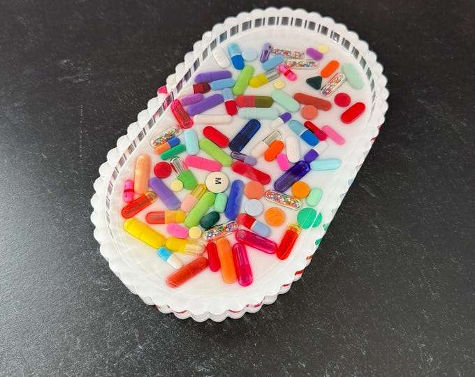 White Wavy Chill Pill Resin Tray (Single)
