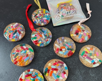 Gold Glitter Chill Pill Gift Ornament (single)