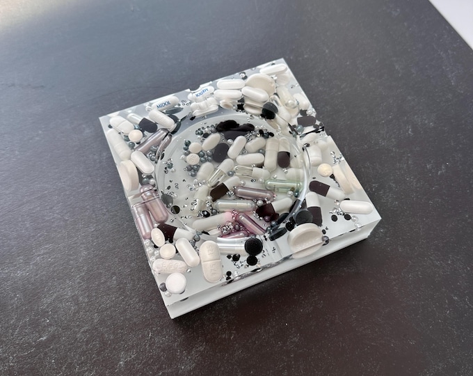 Tuxedo Chill Pill Ashtray