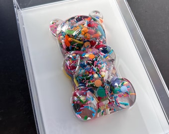8"x12" Chill Pill Resin Art - XLarge Gummy Bear