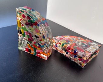 Deluxe Chill Pill Bookends