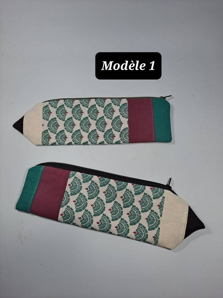 Trousse Originale Doublée en Forme de Crayon/stylo