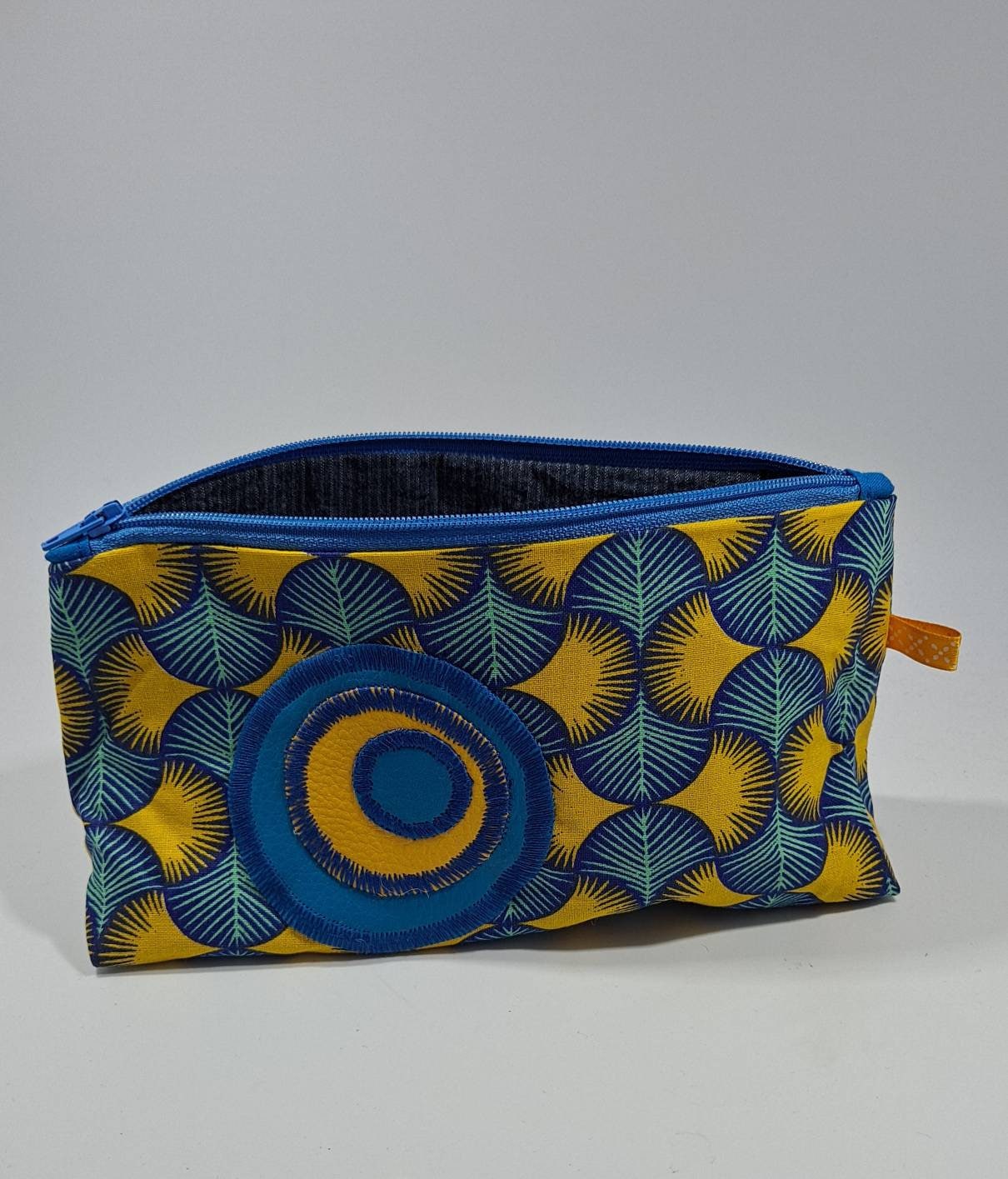 Trousse de Toilette ou Pochette Maquillage Cadeau Original Patchwork, Appliqué, Déco