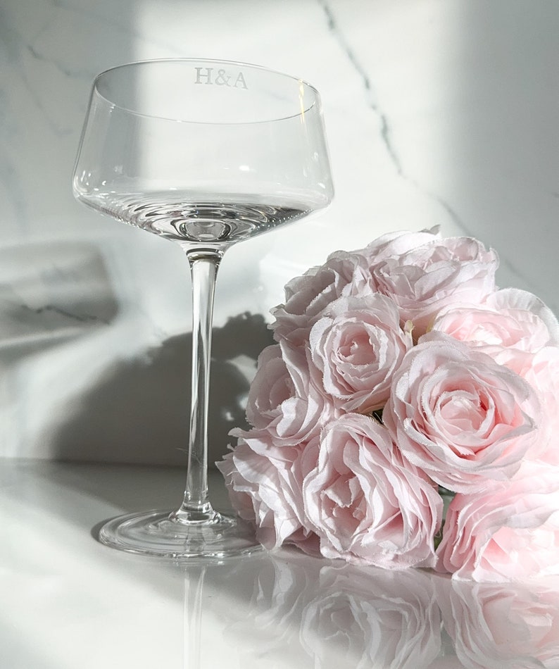 Personalized Classic Coupe Glasses, Set of 2 Custom Engraved Champagne Coupes, Engagement Gifts, Wedding Gift, Wedding Champagne Glass,