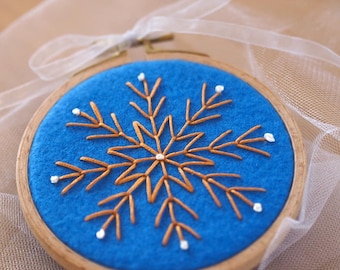 Snowflake - Christmas Ornament - Winter decoration - Special gift - Christmas gift - Embroidery Hoop Art - Hand Embroidery - Christmas Decor