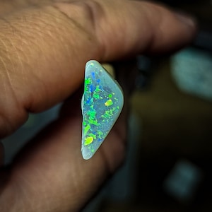 Australian Dark Opal, Lightning Ridge, 3.33 carats