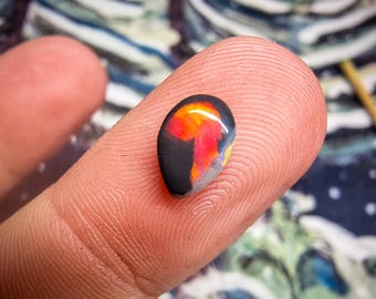 Ópalo negro australiano, Lightning Ridge, 0,72 quilates