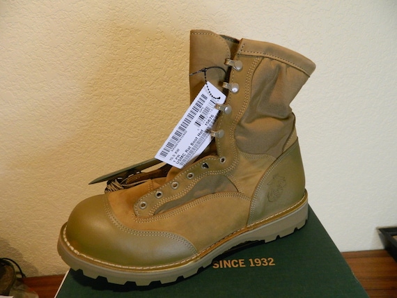 Danner USMC Hot Weather Boot SZ:15.5 x Wide NSN 8430015912402 Model 15676