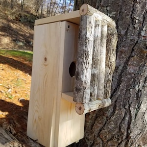 Squirrel House, Squirrel Nesting Box, Wooden Squirrel Habitat, Squirrel Box