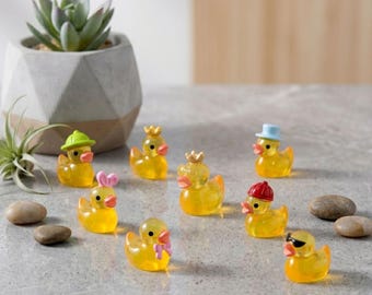 30Pcs Miniature Glow Yellow Duckling | Luminous Kawaii Duck with Hat | Duck with Glasses for Terrariums | Cute Resin Duck for Desk Decor