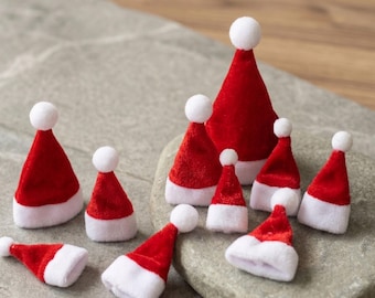 2Pcs Miniature Christmas Santa Claus Hat, for Miniature Display, Dollhouse Holiday Accessories, Xmas Geschenk, Weihnachtsdeko
