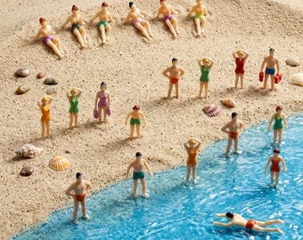 Miniature Swimmers Figurines | Realistic Swim People Figurines | Miniature Figurines People in Beach or Pool for Diorama Scenery Supplies