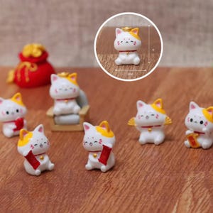 Resin Lucky Cat Figurine: Mini Kitten Ornament, Desk Decor (6Pc)